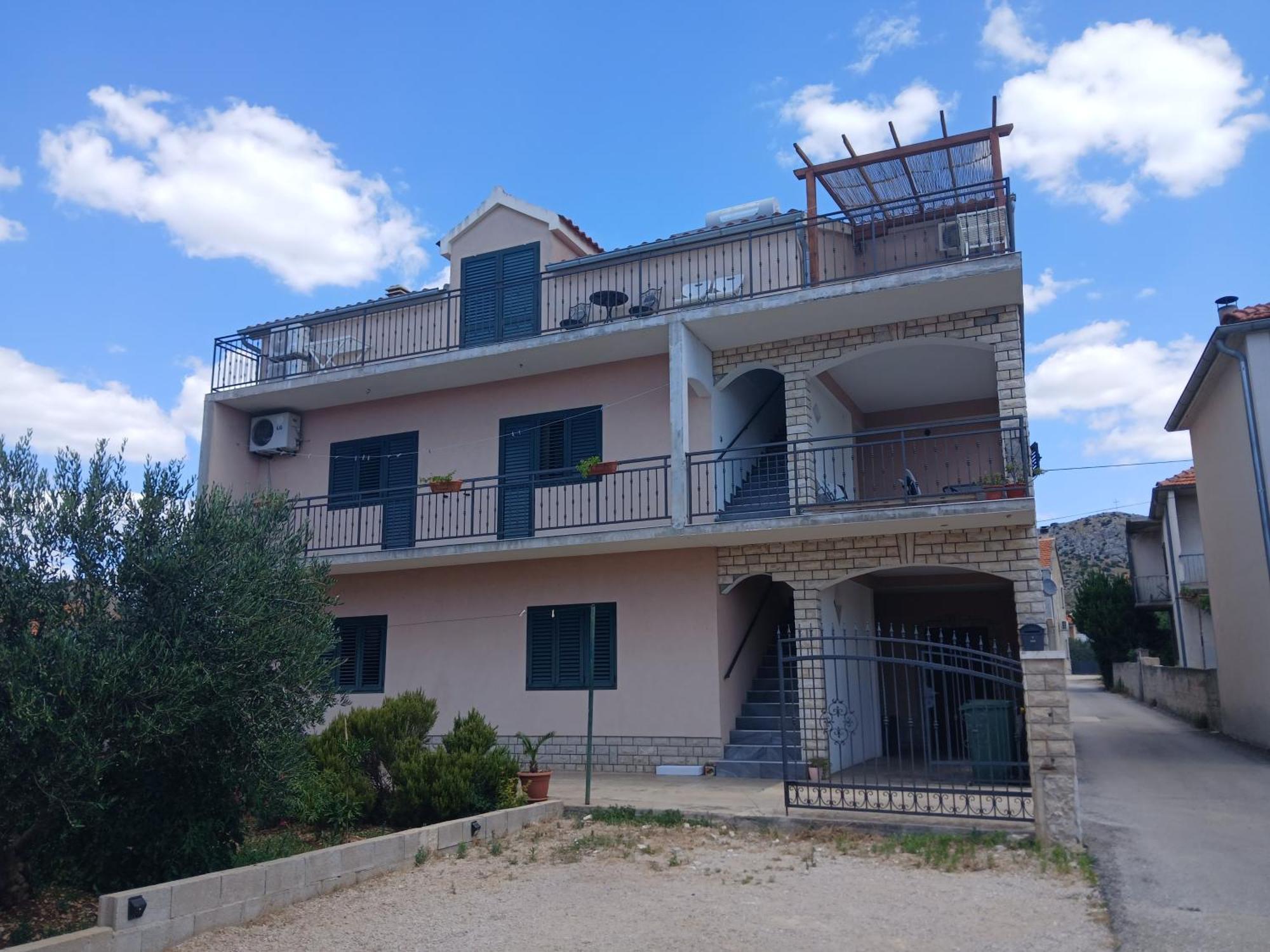 Apartmani Marijana Sibenik Ngoại thất bức ảnh