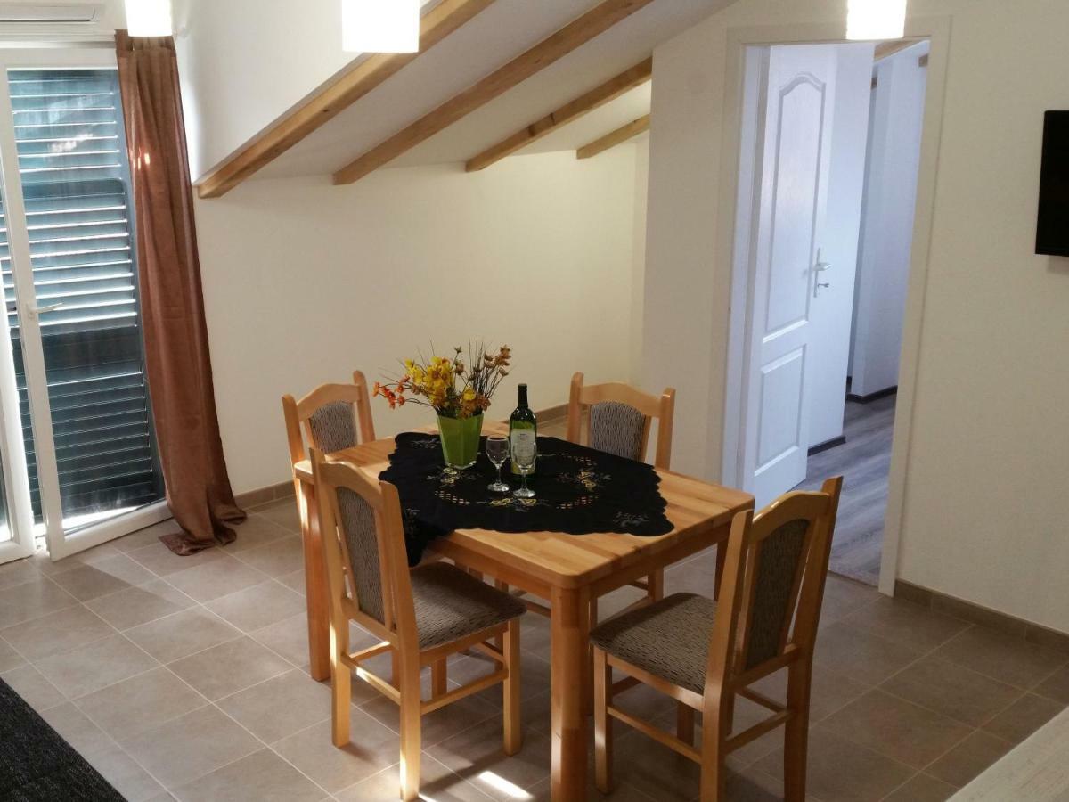 Apartmani Marijana Sibenik Ngoại thất bức ảnh
