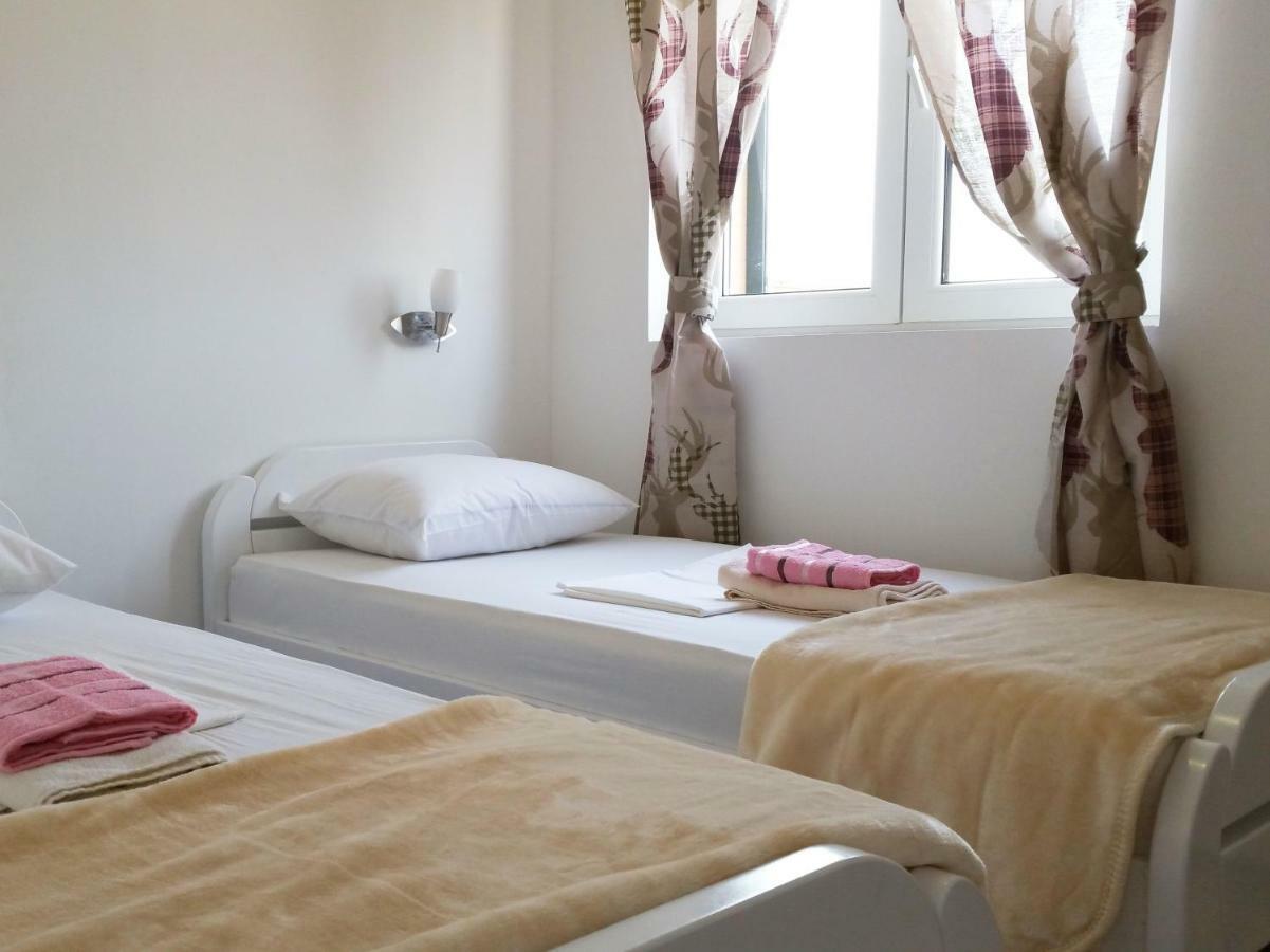 Apartmani Marijana Sibenik Ngoại thất bức ảnh
