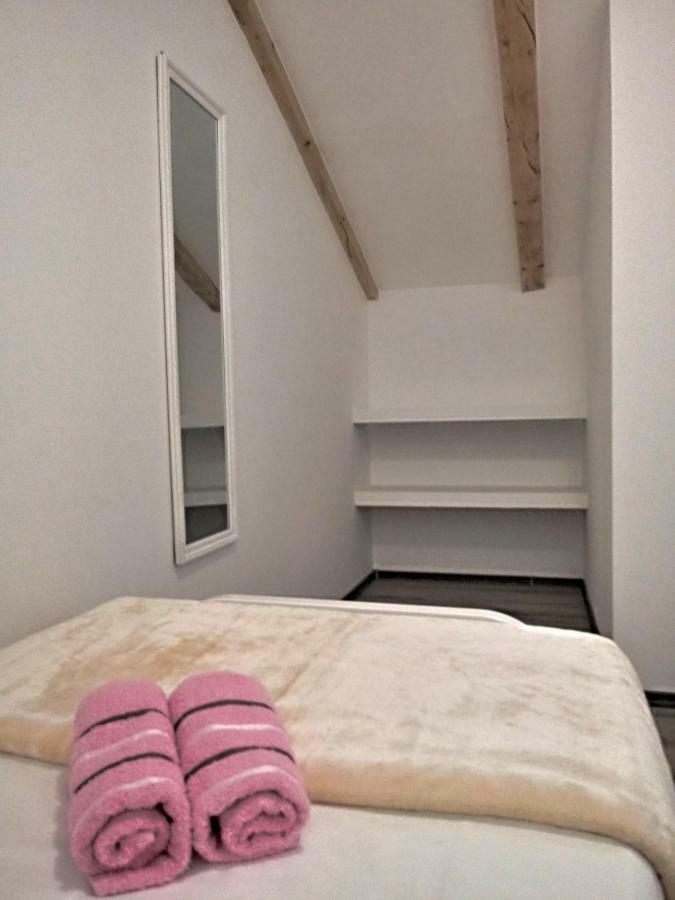 Apartmani Marijana Sibenik Ngoại thất bức ảnh